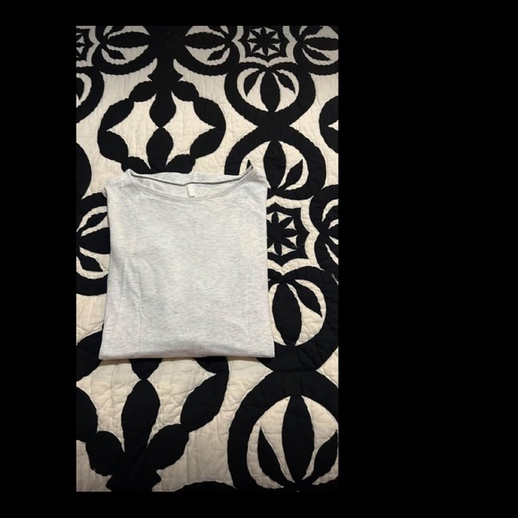 Lululemon long sleeve top - Picture 7 of 9